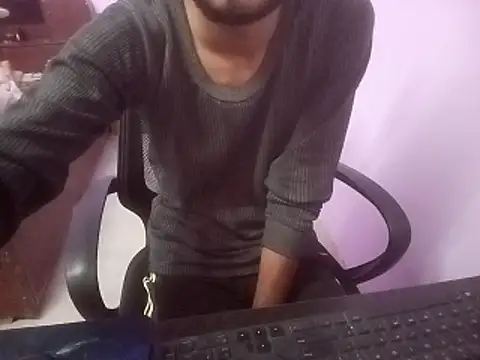 Snapshot of IamRentedBoybfriend chatting on 17, 12, 2025 IamRentedBoybfriend online show from 17, 12, 2025