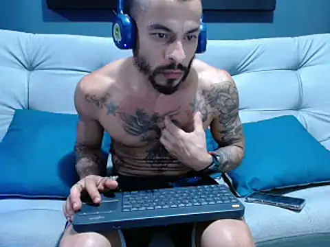 callme douglas online show from 18, 1, 2025