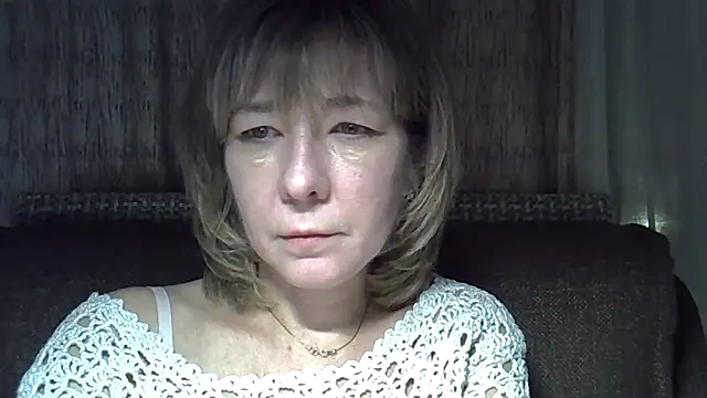 Snapshot of EllaJohnsonX chatting on 3, 1, 2025 EllaJohnsonX online show from 3, 1, 2025