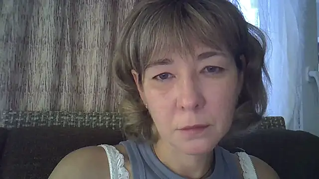 Snapshot of EllaJohnsonX chatting on 9, 1, 2025 EllaJohnsonX online show from 9, 1, 2025