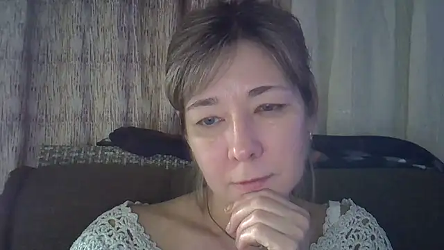 Snapshot of EllaJohnsonX chatting on 11, 1, 2025 EllaJohnsonX online show from 11, 1, 2025