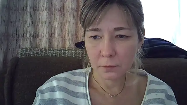 Snapshot of EllaJohnsonX chatting on 12, 1, 2025 EllaJohnsonX online show from 12, 1, 2025