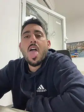 Snapshot of luffykingofpirets chatting on 6, 2, 2025 luffykingofpirets online show from 6, 2, 2025