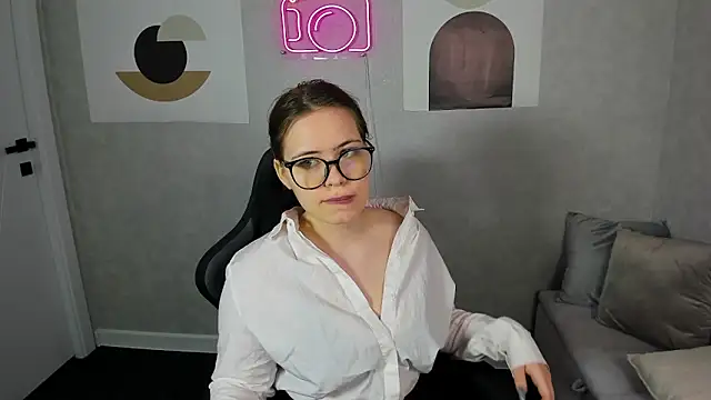 EricaElliott online show from 9, 1, 2025