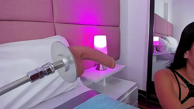 Snapshot of SammyMorales chatting on 17, 9, 2025 SammyMorales online show from 17, 9, 2025