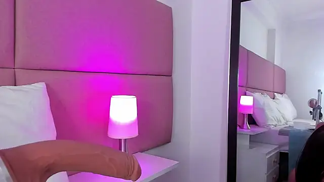 Snapshot of SammyMorales chatting on 1, 10, 2025 SammyMorales online show from 1, 10, 2025