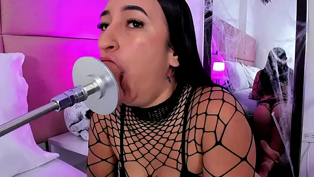 Snapshot of SammyMorales chatting on 23, 10, 2025 SammyMorales online show from 23, 10, 2025