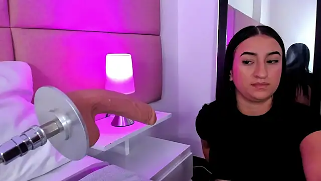 Snapshot of SammyMorales chatting on 12, 11, 2025 SammyMorales online show from 12, 11, 2025