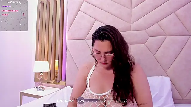 Snapshot of LunaPleasure chatting on 24, 11, 2025 LunaPleasure online show from 24, 11, 2025