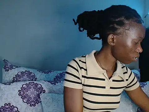 xxSexyTalia28 online show from 13, 1, 2026