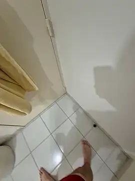 Snapshot of Maxoux02 chatting on 15, 2, 2025 Maxoux02 online show from 15, 2, 2025