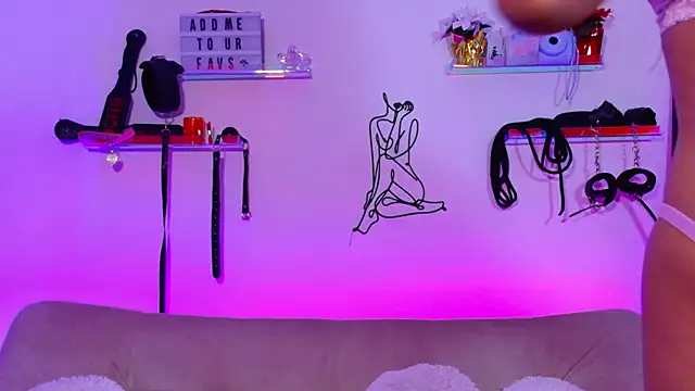 EmiF26 online show from 15, 9, 2025