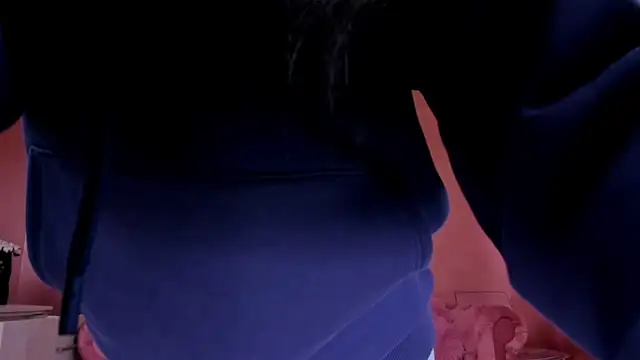 Snapshot of evanew_ chatting on 8, 3, 2025 evanew online show from 8, 3, 2025