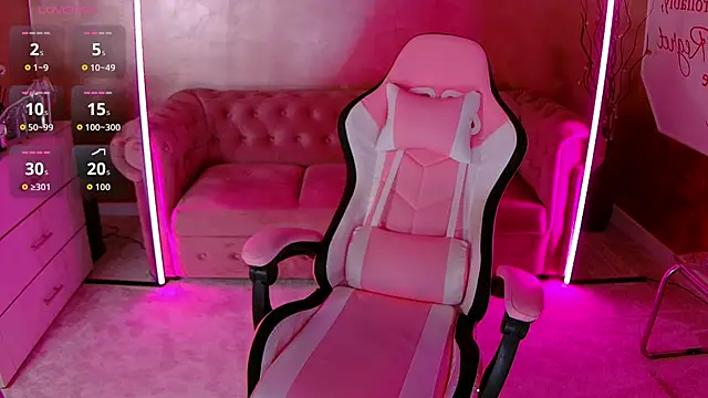 Snapshot of evanew_ chatting on 25, 9, 2025 evanew online show from 25, 9, 2025