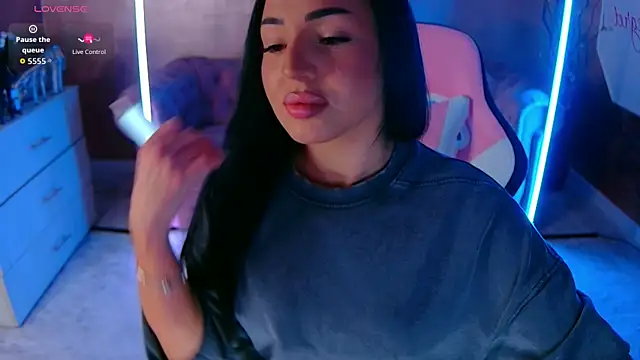 Snapshot of evanew_ chatting on 27, 9, 2025 evanew online show from 27, 9, 2025