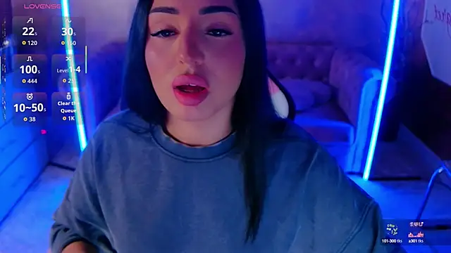 Snapshot of evanew_ chatting on 23, 10, 2025 evanew online show from 23, 10, 2025