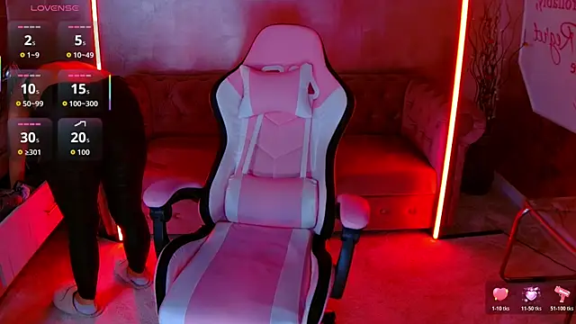 Snapshot of evanew_ chatting on 29, 11, 2025 evanew online show from 29, 11, 2025