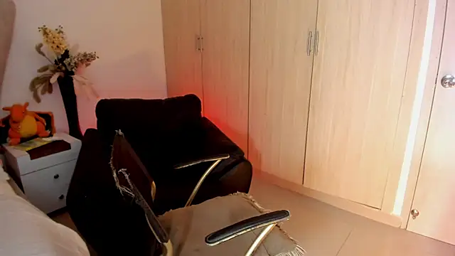 rachaeldeckard   online show from 26, 10, 2025