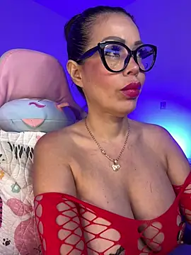 Snapshot of KarolRubi1 chatting on 13, 9, 2025 KarolRubi1 online show from 13, 9, 2025