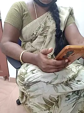 Snapshot of Tamil_roja69 chatting on 31, 10, 2025 Tamil roja69 online show from 31, 10, 2025