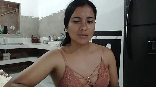 Coral0403 online show from 9, 3, 2025