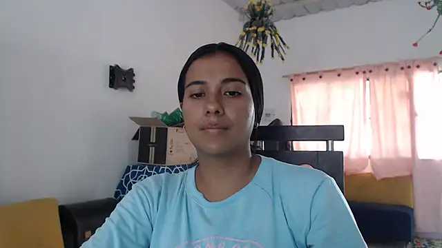 Coral0403 online show from 12, 3, 2025