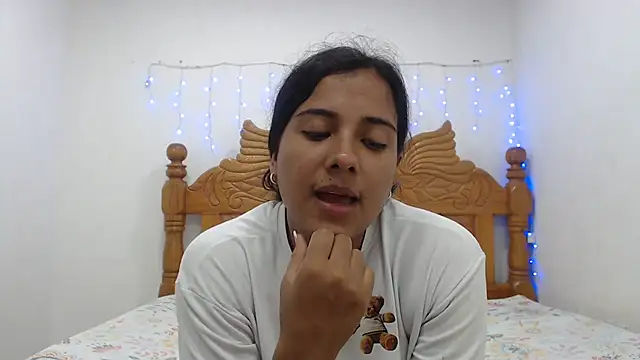 Coral0403 online show from 15, 3, 2025