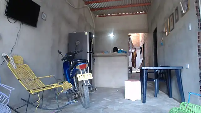 Coral0403 online show from 4, 10, 2025