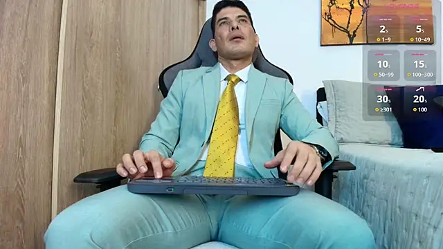 Andrewstelle coleman online show from 11, 3, 2026