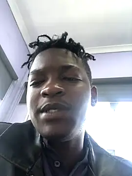 Snapshot of Redfucks333 chatting on 24, 11, 2025 Redfucks333 online show from 24, 11, 2025