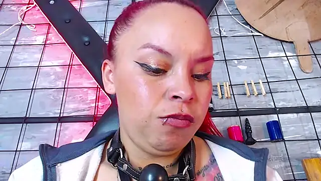 Snapshot of Alana_Roth chatting on 12, 3, 2025 Alana Roth online show from 12, 3, 2025