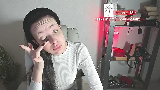 Snapshot of worship_vika chatting on 21, 2, 2025 worship vika online show from 21, 2, 2025