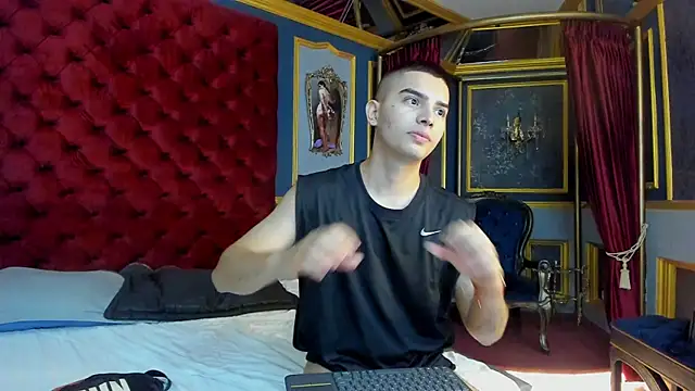 Snapshot of MarcoVitto chatting on 23, 1, 2025 MarcoVitto online show from 23, 1, 2025