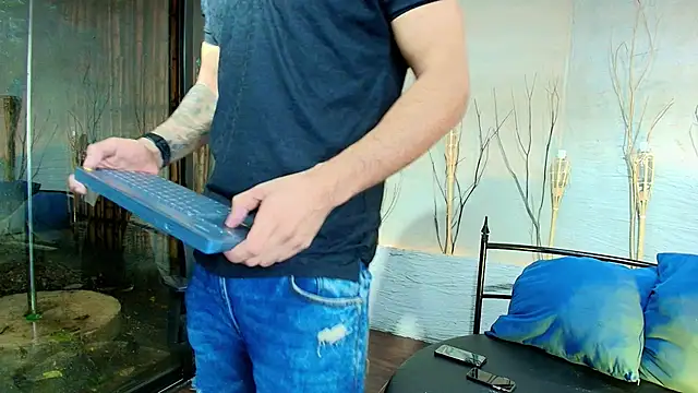 Snapshot of MarcoVitto chatting on 3, 10, 2025 MarcoVitto online show from 3, 10, 2025