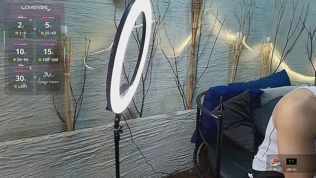 Snapshot of MarcoVitto chatting on 29, 11, 2025 MarcoVitto online show from 29, 11, 2025