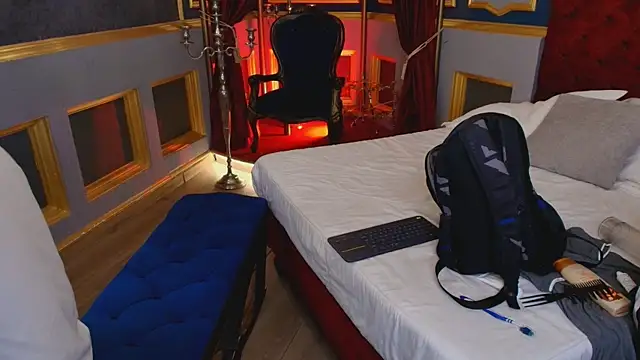 Snapshot of MarcoVitto chatting on 15, 12, 2025 MarcoVitto online show from 15, 12, 2025