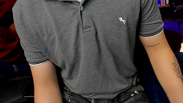 Snapshot of MarcoVitto chatting on 19, 12, 2025 MarcoVitto online show from 19, 12, 2025