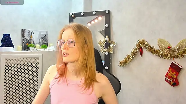 Snapshot of ElizabethHarpper chatting on 18, 1, 2025 ElizabethHarpper online show from 18, 1, 2025