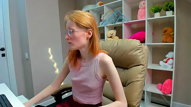 Snapshot of ElizabethHarpper chatting on 12, 3, 2025 ElizabethHarpper online show from 12, 3, 2025