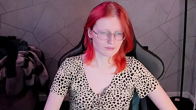 ElizabethHarpper online show from 2, 2, 2026