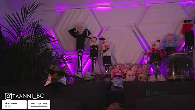 Snapshot of taanni_bc chatting on 21, 10, 2025 taanni bc online show from 21, 10, 2025