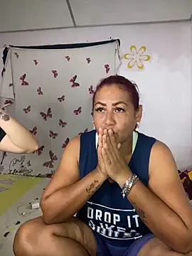 Snapshot of Abigail_BigTits chatting on 5, 1, 2025 Abigail BigTits online show from 5, 1, 2025