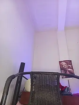 Snapshot of davidsims chatting on 5, 11, 2025 davidsims online show from 5, 11, 2025