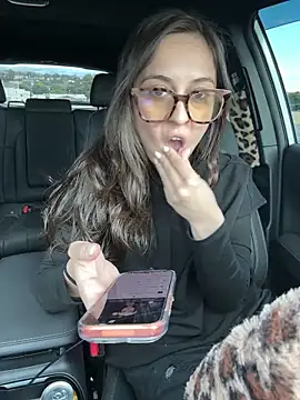 morganbby  online show from 14, 4, 2026