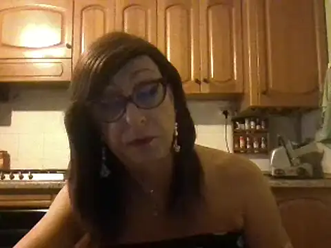 Snapshot of Tiabet chatting on 29, 10, 2025 Tiabet online show from 29, 10, 2025