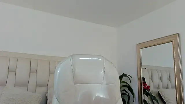Snapshot of Annie_kurt_ chatting on 11, 10, 2025 Annie kurt online show from 11, 10, 2025