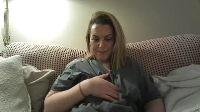 Gigi-Honey online show from 13, 12, 2025