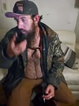 Snapshot of StruggleSnuggles chatting on 10, 11, 2025 StruggleSnuggles online show from 10, 11, 2025