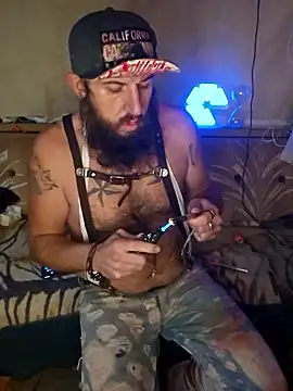 Snapshot of StruggleSnuggles chatting on 17, 11, 2025 StruggleSnuggles online show from 17, 11, 2025