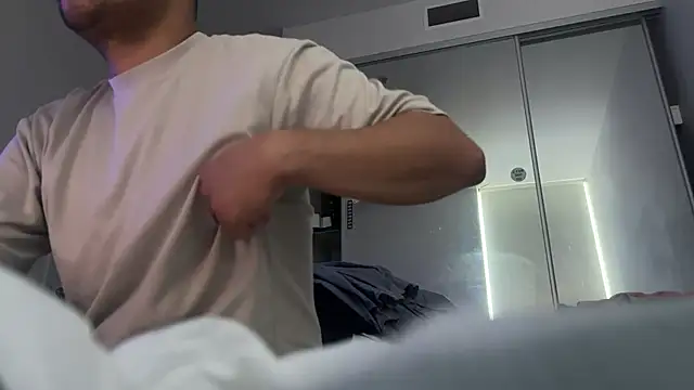 Snapshot of OzzyNurseCutie chatting on 16, 1, 2025 OzzyNurseCutie online show from 16, 1, 2025